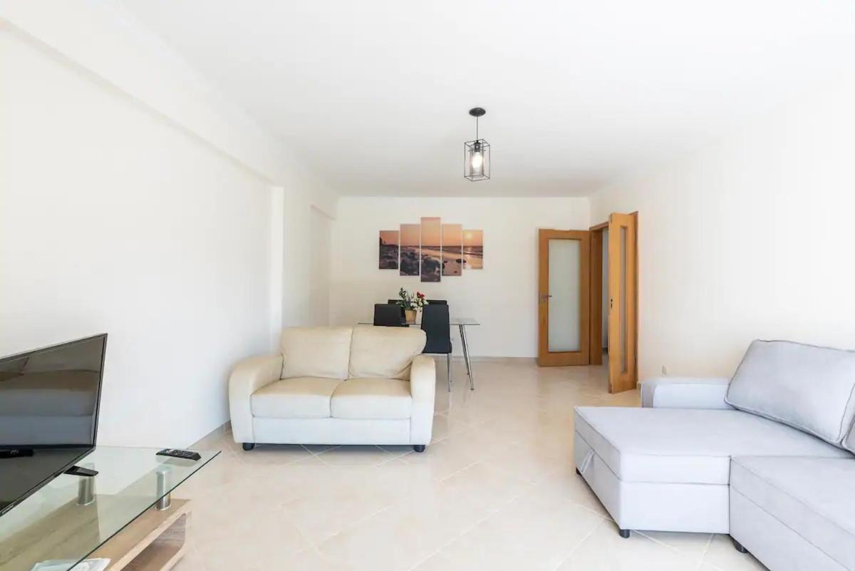 Apartamento luminoso próximo da praia e da marina Portimão Exterior foto